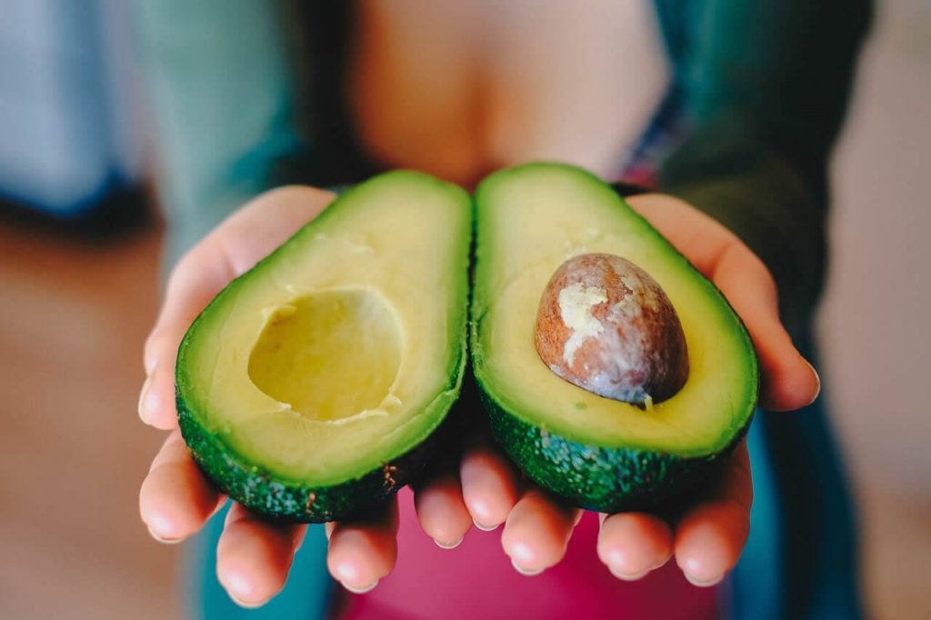 Proprietà nutrizionali dell'avocado, ma anche controindicazioni