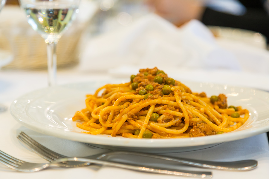 Spaghetti alla bolognese: la verità secondo Giancarlo Roversi
