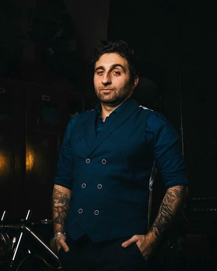 Marco Riccetti, bartender e ideatore di Amaro Parej