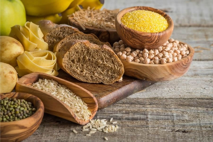 Si possono mangiare pane e carboidrati nella dieta?