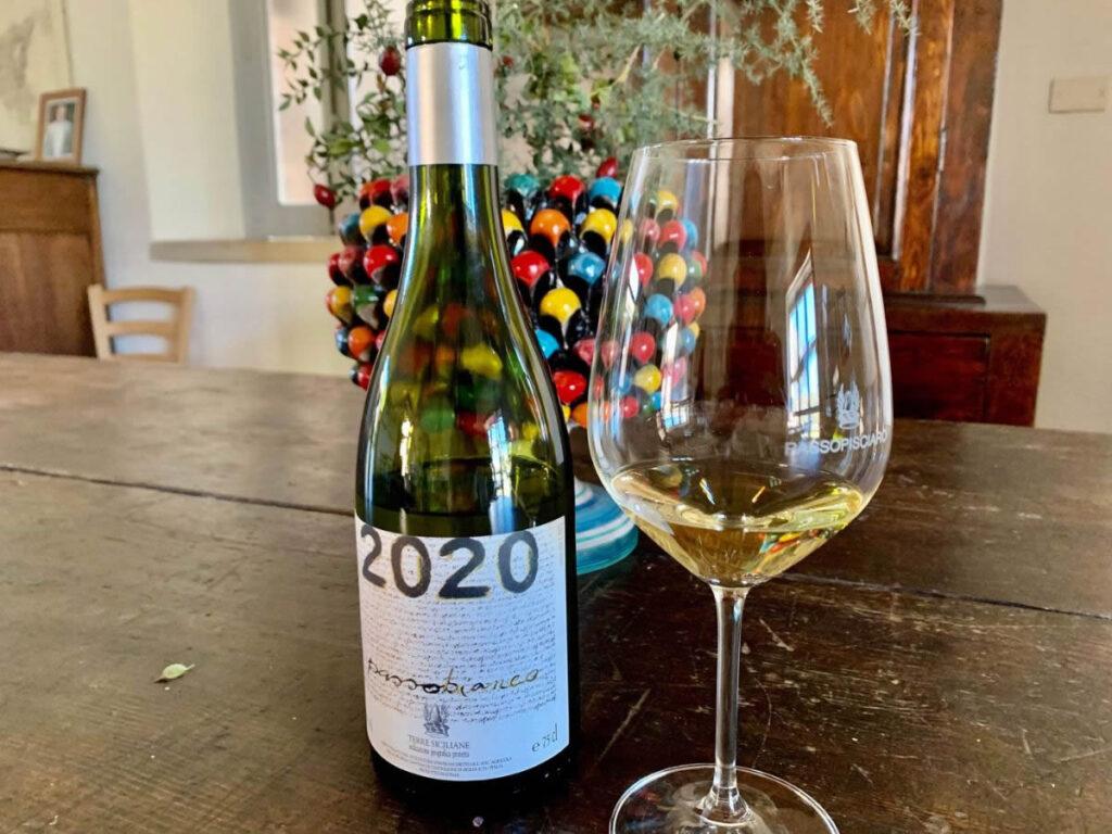 Passobianco 2020, lo Chardonnay etneo di Passopisciaro