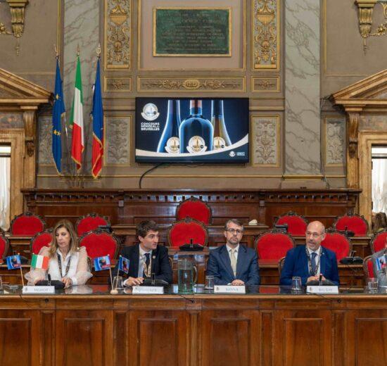 Un momento della cerimonia di premiazione al Concours Mondial de Bruxelles a Roma